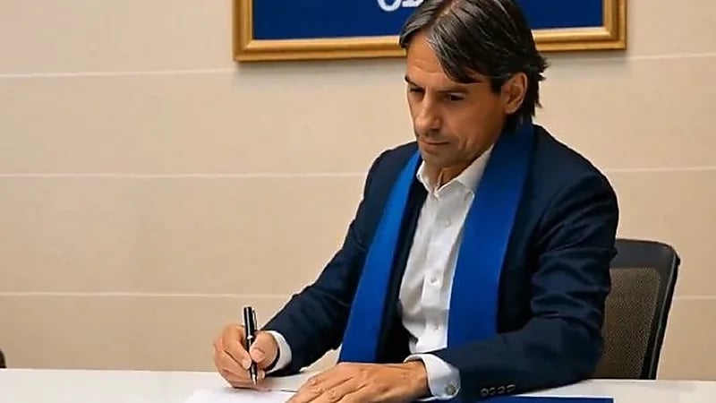 إنزاغي يوقّع مع الهلال في باريس رسميًا .. فيديو