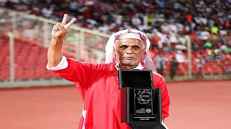 عاطي الموركي: وقفت مع الوحدة منذ الملاعب الترابية وتبرعت بجائزتي للنادي