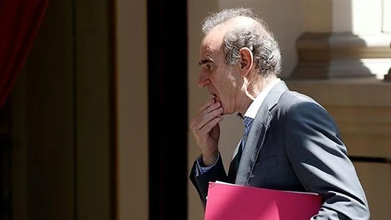 المنسق الأوروبي لمحادثات إيران يشيد بنتائج زيارته للرياض