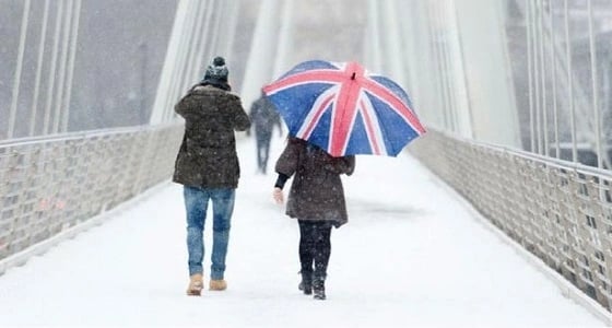 مصرع 9 أشخاص جراء عواصف ثلجية ببريطانيا