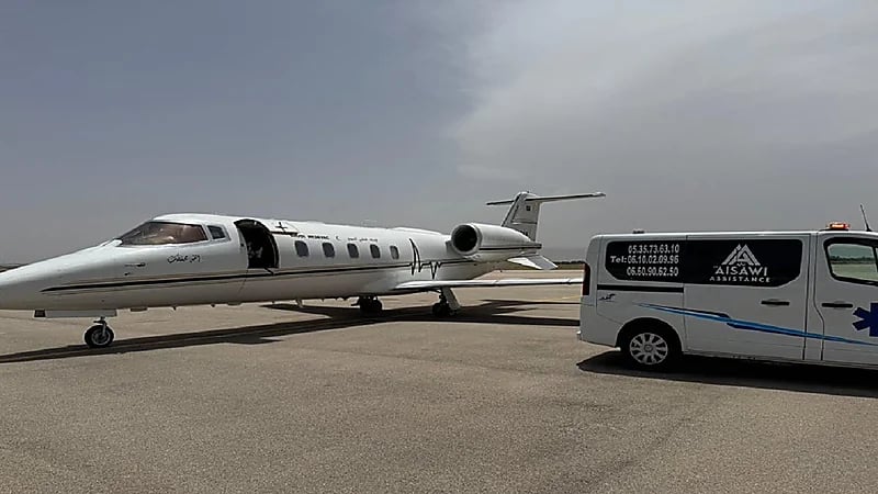 إخلاء طبي لمواطن تعرض لوعكة صحية بالرباط