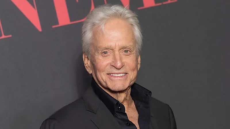 مايكل دوغلاس يعتزل الفن: لا أريد الموت فجأة وأنا أُمثل