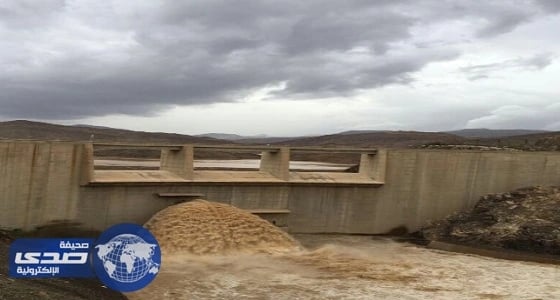 " مدني نجران " يحذر من خطورة السيول ويطلق صافرات الإنذار