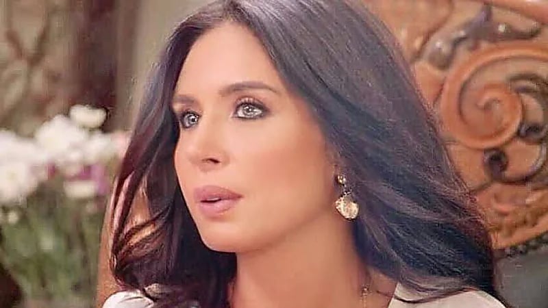 دينا تكشف عن علاقة صداقة مع باسل الأسد: كنت أرقص له في الشيراتون.. فيديو