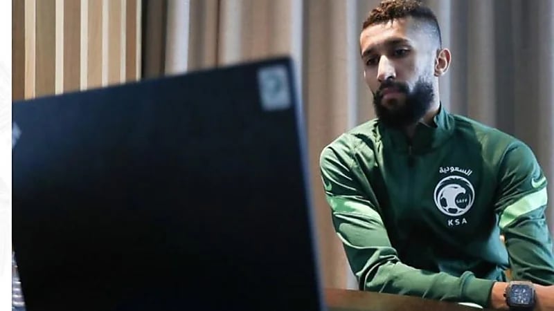 سلمان الفرج يشارك في اجتماع "الفيفا" عن بعد