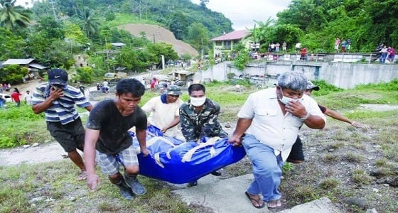 مصرع 33 شخصًا في عاصفة بالفلبين