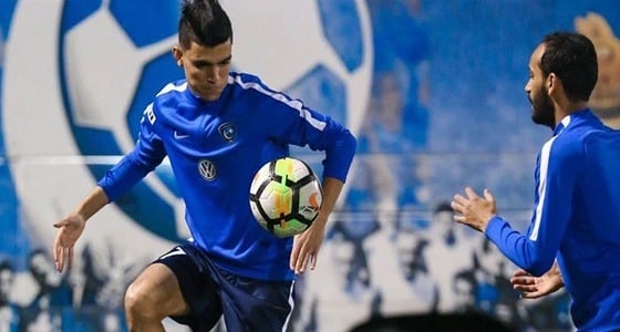 الأهلي المصري يطلب وساطة " آل الشيخ " لدى الهلال