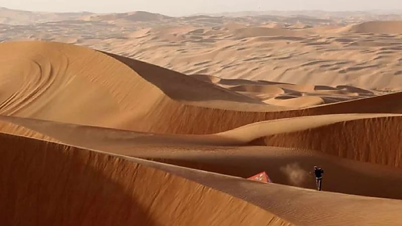 العثور على شاب فقد في الربع الخالي