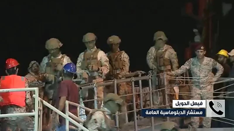 المملكة سخرت كل إمكانياتها لإجلاء المواطنين من السودان وباقي الدول تتحدث عن صعوبة الأمر(فيديو)