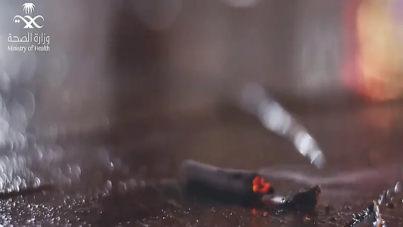 فيديو تمثيلي يوضح خطورة التدخين وتأثيره على الحياة الاجتماعية