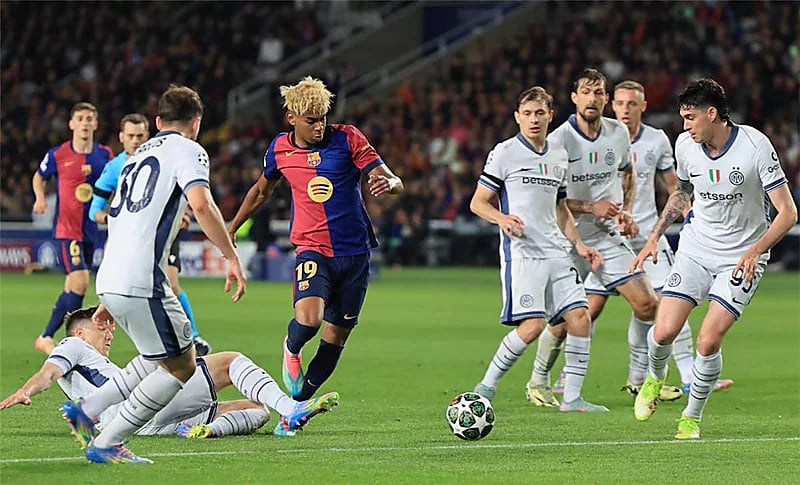 مشجع عراقي يفارق الحياة بعد خسارة برشلونة