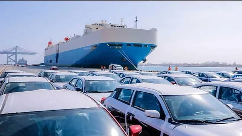 مصر تقرر إعفاء المقيمين بالخارج من الضرائب على السيارات المستوردة