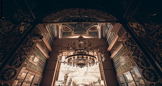 مواطن يوثق 300 صورة لـ " الأبعاد غير المرئية " للمسجد النبوي خلال 7 أعوام