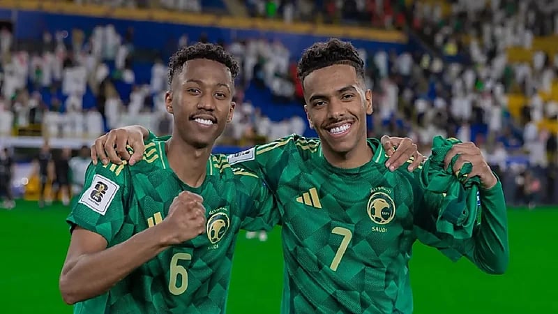 الأخضر يستعيد الدوسري والجوير قبل مواجهة اليابان