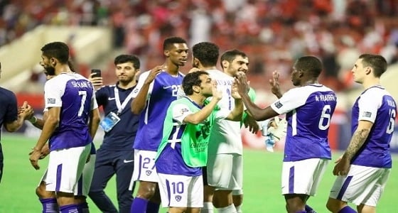 إدارة الهلال تسلم مكافأة تركي آل الشيخ إلى اللاعبين