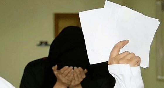 دوامة لا تنتهي.. شاب هدد مواطنة بالفضيحة وابتزها على مدار 14 عاما