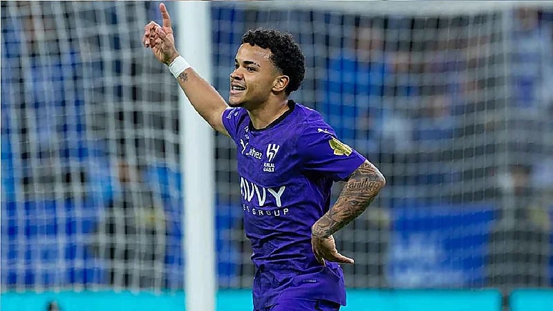 6 أجانب بقائمة الهلال لمواجهة القادسية