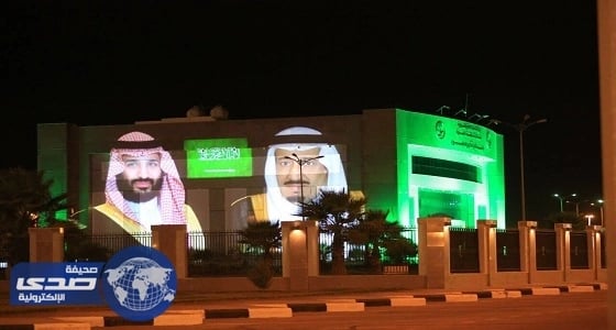 صور ولاة الأمر تزين مبنى بلدية أبو عجرم بالجوف