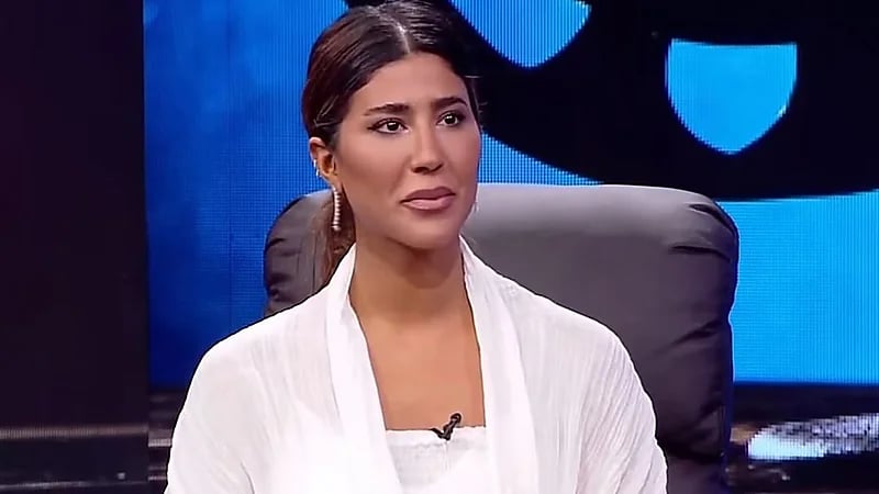 ليلى عبدالله ترد على منتقدي "مشهد جريء" في "دفعة لندن"