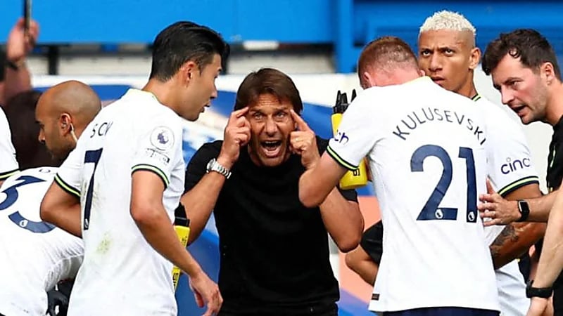 تصريح ناري يطيح بـ" كونتي" من تدريب توتنهام