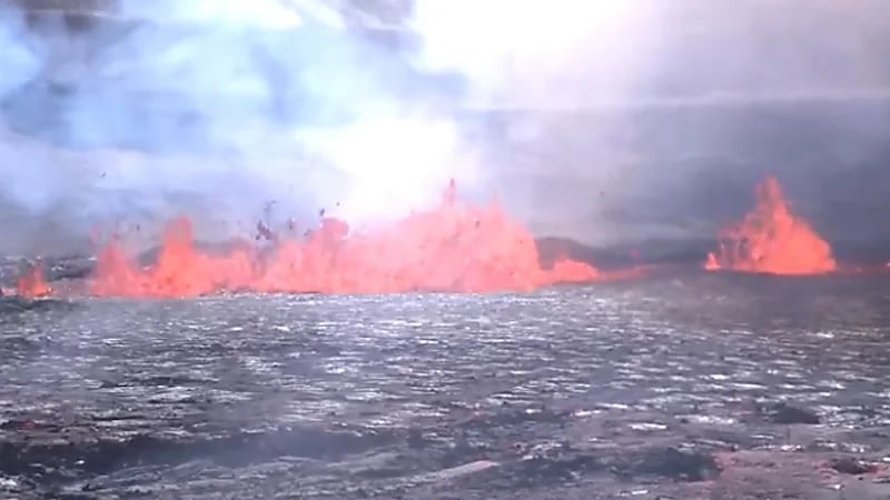 "الباحثين" يحذرون من غرفة صهارة في قاع البحر المتوسط تهدد بكارثة