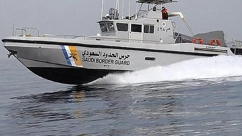 ضبط مقيمين مخالفين للائحة الأمن والسلامة لمزاولي الأنشطة البحرية