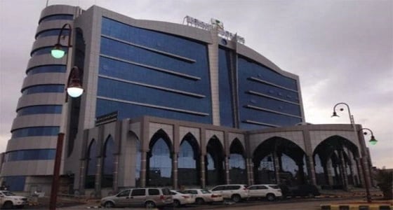 فريق طبي يجرى 5 جراحات « مفاصل إسمنتية » لمسنين في الجوف