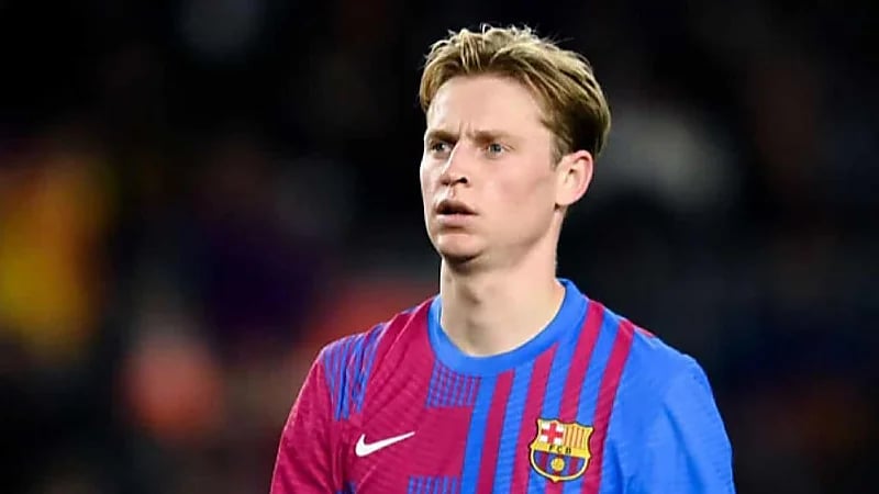 مشاركة فرينكي دي يونغ أمام الكلاسيكو شبه مستحيله