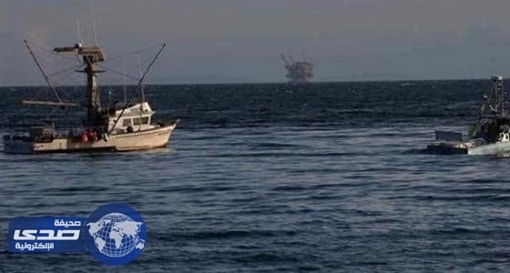 4 أشهر لتنظيف التسرب النفطي الناتج عن غرق ناقلة أثينا