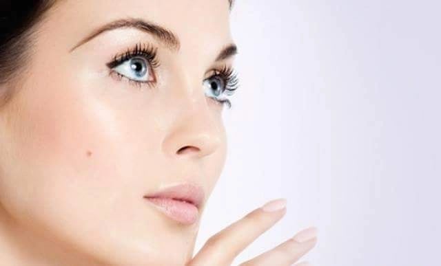 احصلي  على شفتين ناعمتين وجذابتين