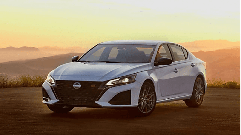 بالصور.. مواصفات وسعر نيسان التيما 2023