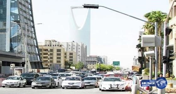 المرور يضع عقوبات رادعة لمنتهكي حقوق المشاة عند الإشارات الضوئية