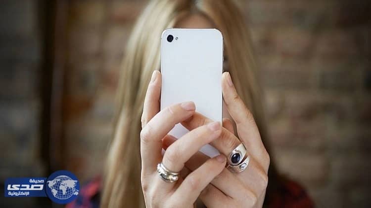 مراهقان يقتلان صديقتهما لإزعاجها لهما بصور السيلفي