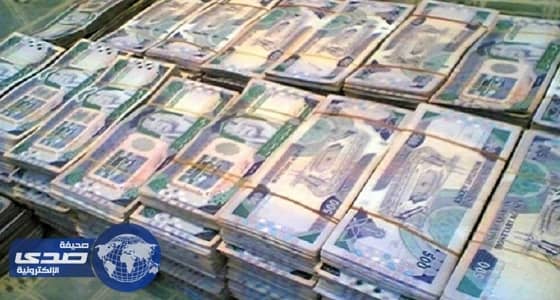 المالية تودع الرواتب بالبنوك قبل رمضان بيوم واحد