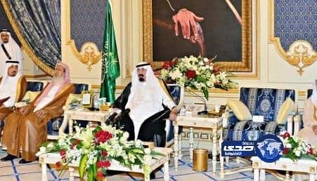 خادم الحرمين يفوز بجائزة شخصية العام الثقافية التي تمنحها جائزة الشيخ زايد للكتاب