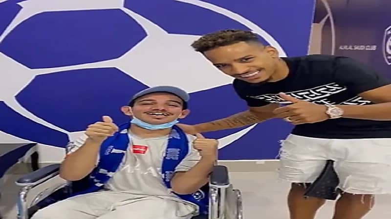 شاهد .. رد فعل "بيريرا" على مُشجع هلالي قاله له "نبي آسيا"