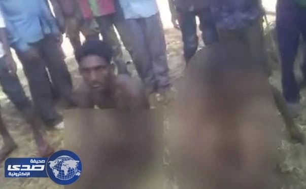 بالصور.. جردوهما من ملابسهما والتعدي عليهما لزواجهما في السر