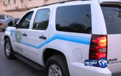 ضبط أربعينياً استدرج حدثاً عبر الكيك بجده