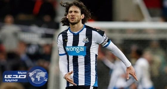 بالفيديو.. طفل يدافع عن والده المعاق من اعتداء شاب عليه