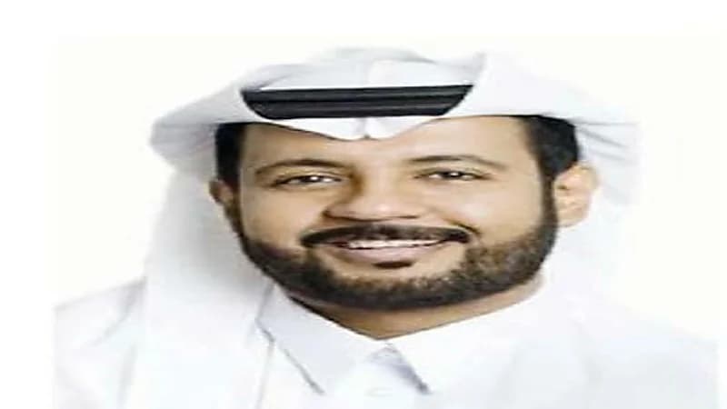 "الأحمدي" يُحدث ضجة: اقترح إزالة السيف من العلم لهذه الأسباب