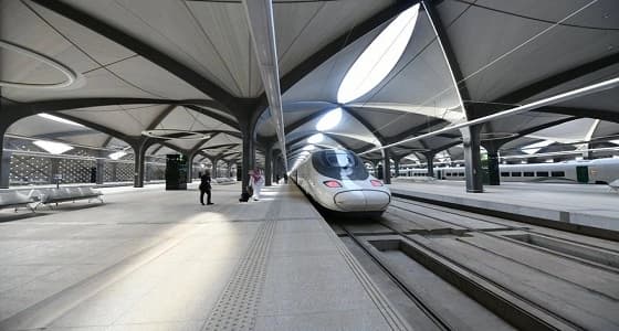 بالصور.. زيارة وفد من هيئة تطوير المدينة لاستطلاع تجربة قطار الحرمين السريع