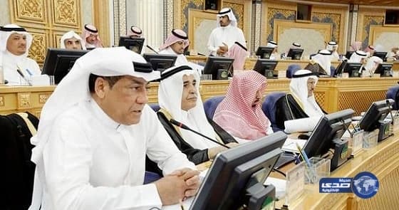 بالصور ..إصابة 6 مدنيين إثر سقوط مقذوف داخل مصنع مياه في نجران