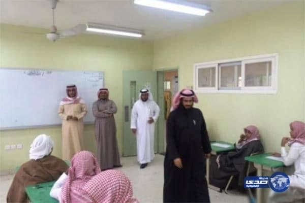 شاهد.. "تقنية الحبر الإلكتروني" تمكنك من تغيير لون السيارة بضغطة واحدة