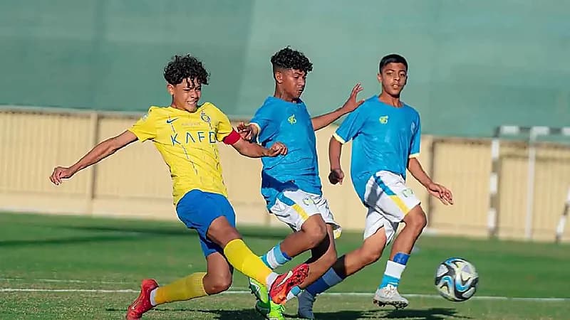 كريستيانو جونيور يسجل هدفًا رائعًا بشباك الأهلي .. فيديو