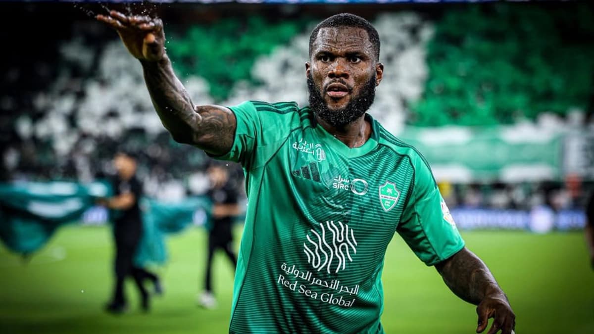 عوائق مالية تؤجل عودة كيسيه إلى الدوري الإيطالي