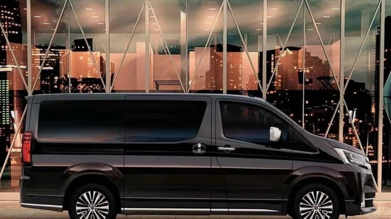 بالصور.. مواصفات وأسعار تويوتا جرانيفا 2022