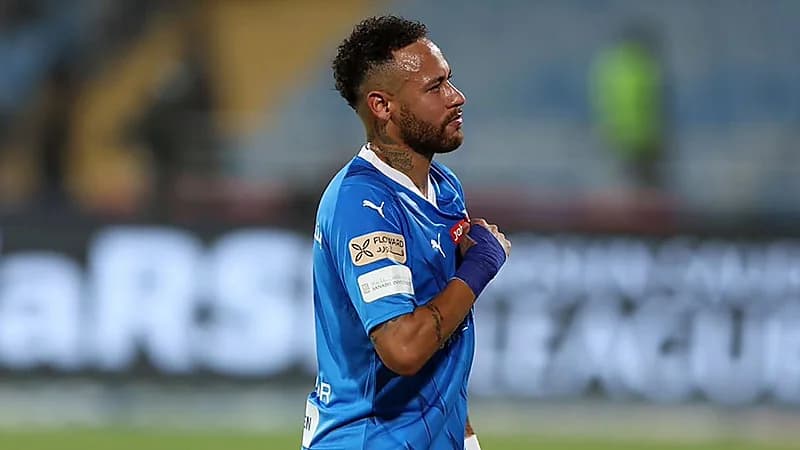 نيمار بالزي السعودي .. صورة