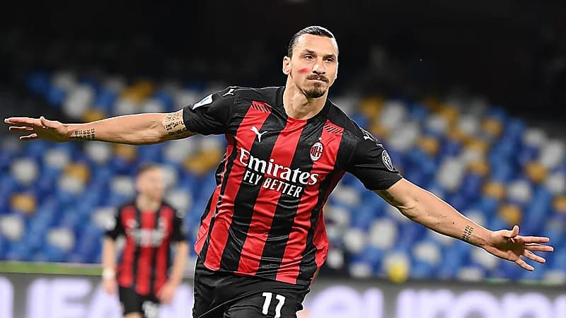 إبراهيموفيتش يتجه للغناء