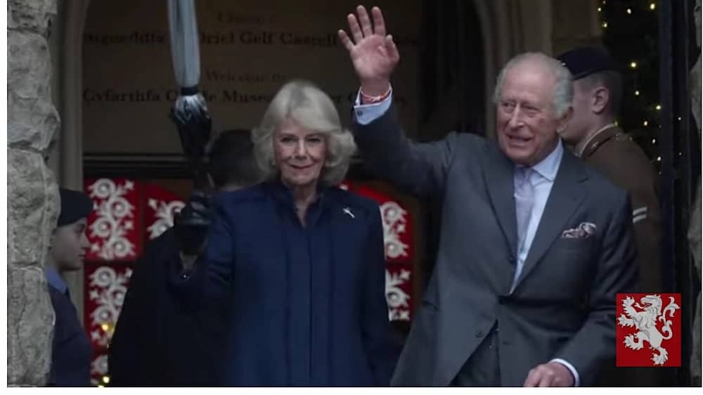 الملك تشارلز يقود المترو احتفالاً بعيد ميلاده الـ77.. فيديو