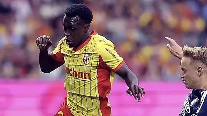 سعود عبدالحميد يقترب من العودة لدوري روشن